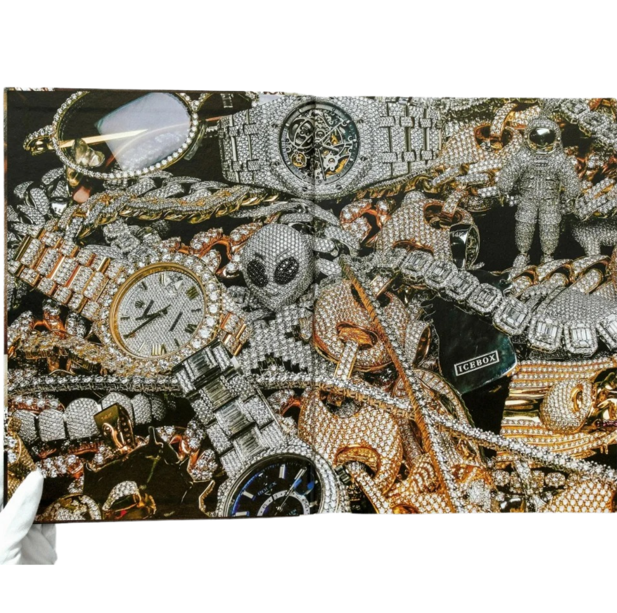 TASCHEN Ice Cold. A Hip-Hop Jewelry History