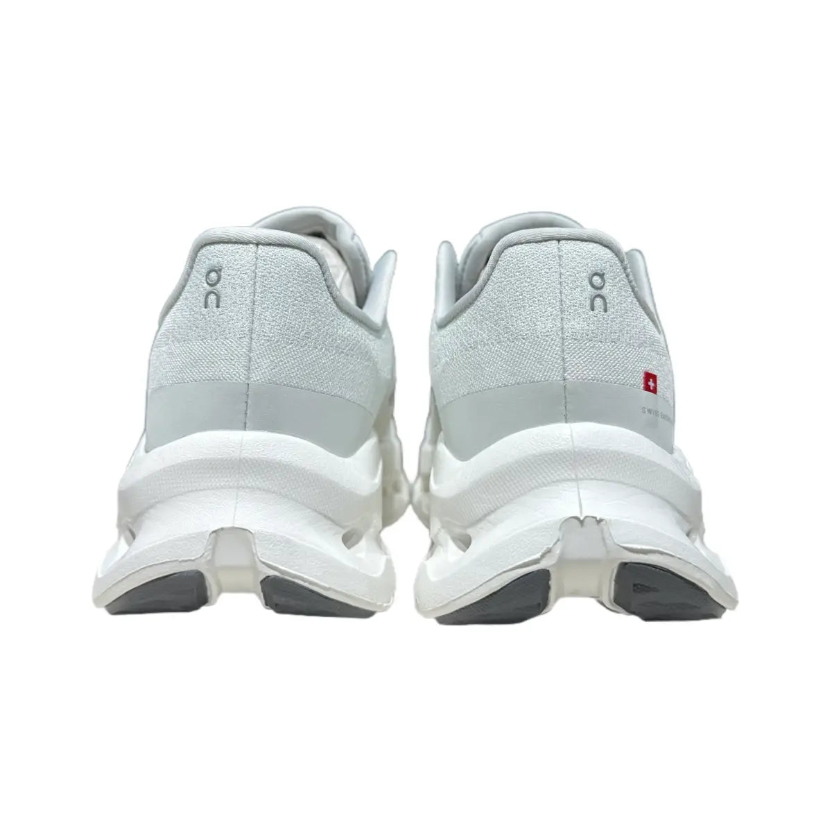 On Men's Cloudtilt Glacier/White