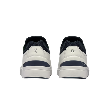 On Running The Roger Advantage Midnight | White