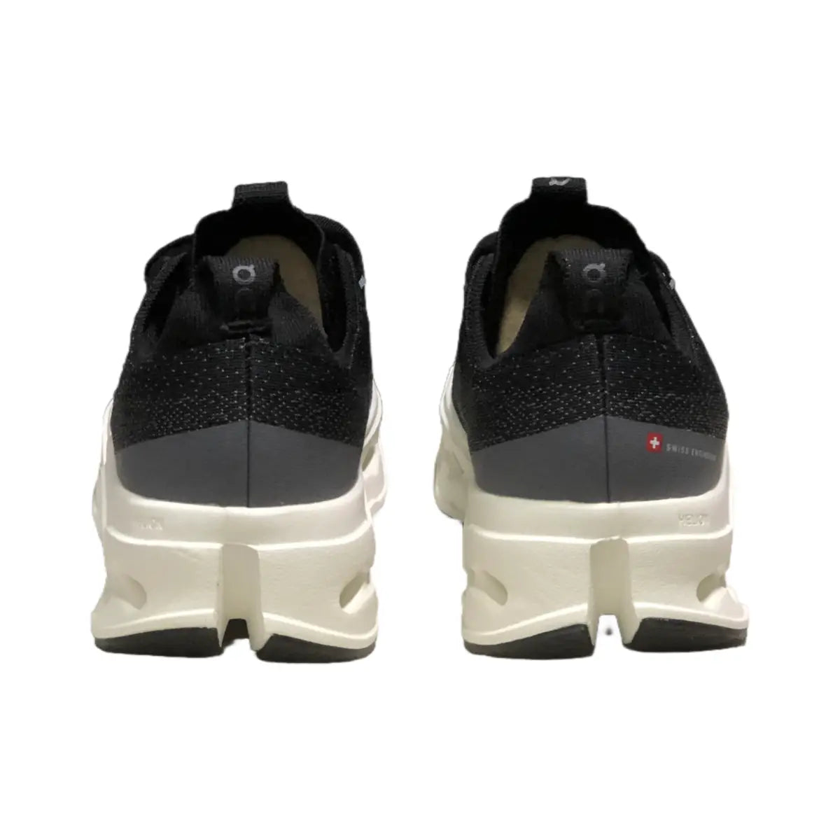 On Men's Cloudsurfer Max Black/White