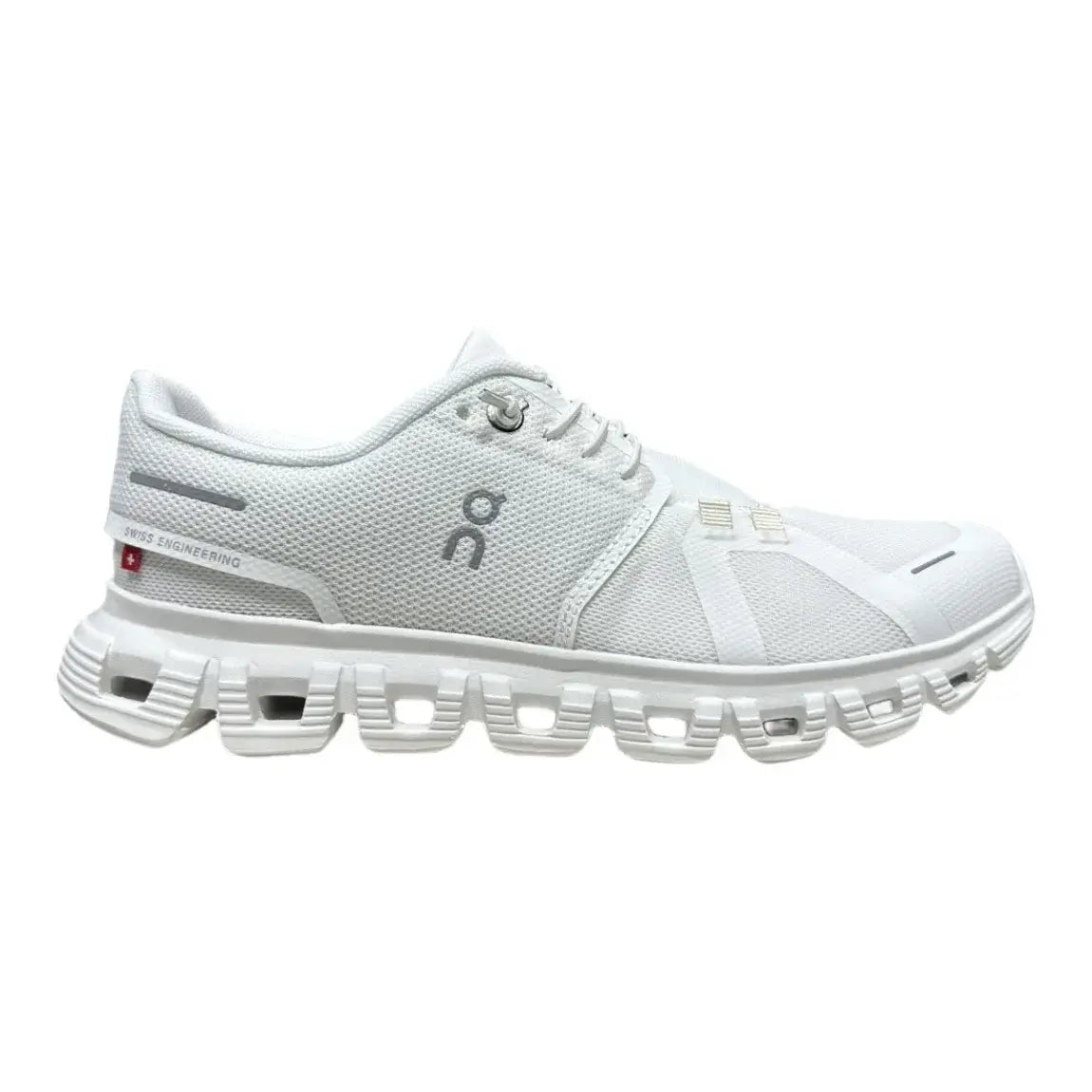 On Women's Cloud 6 White/White