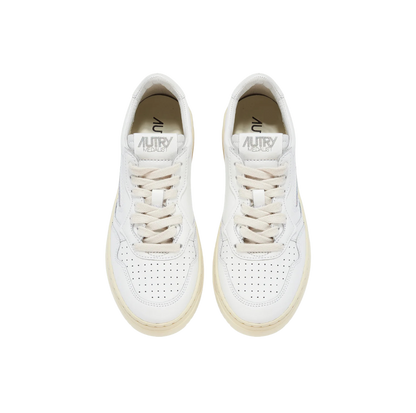 Autry Medalist Low Sneakers In White Leather