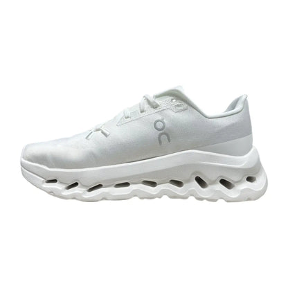 On Women's Cloudtilt All/White