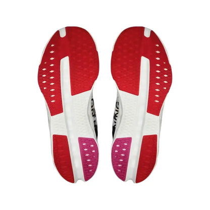 On Women's Cloudsurfer Next Black/White