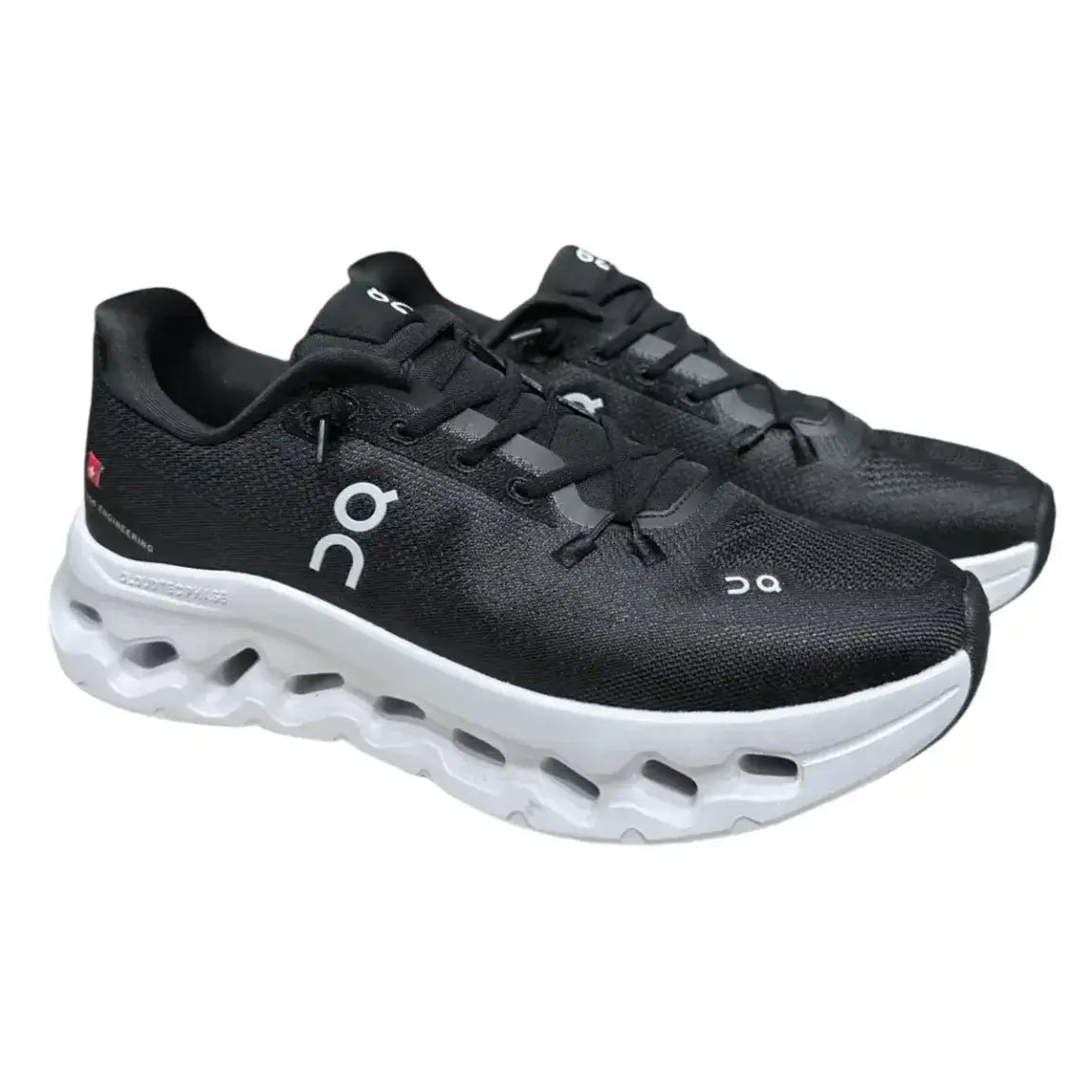 On Men's Cloudtilt Black/White