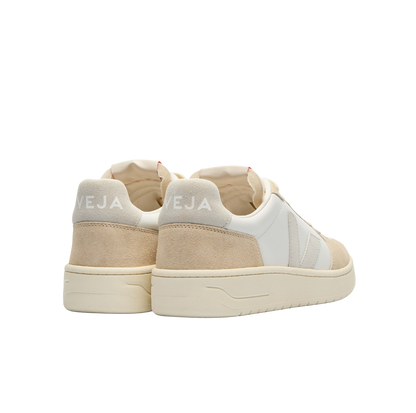 Veja V-82 Leath Ex-White Natural Almond