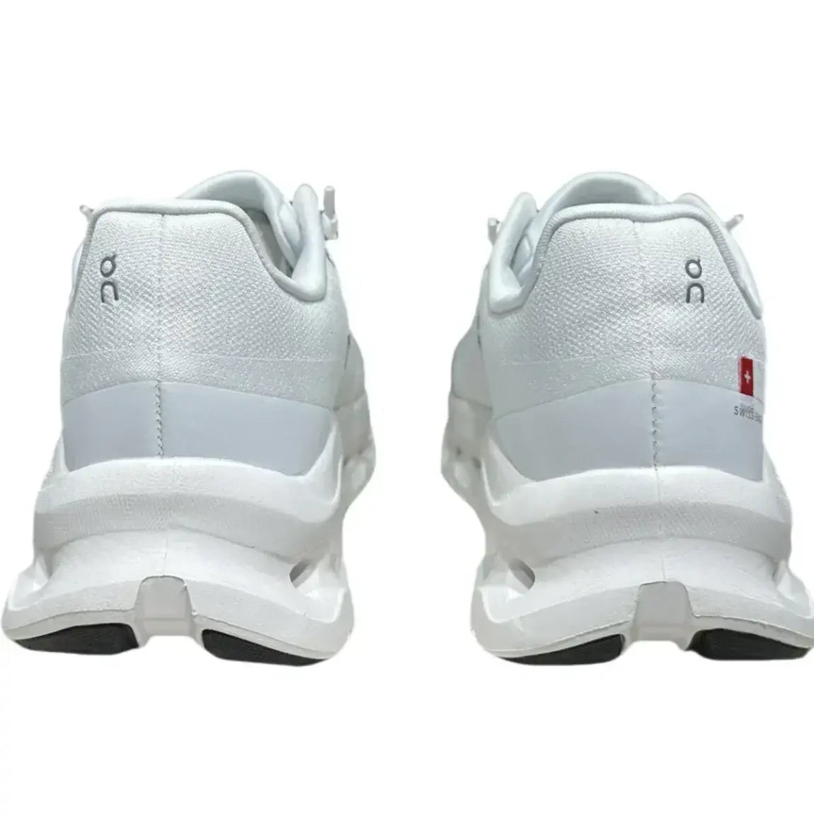 On Men's Cloudtilt  Olympic/White