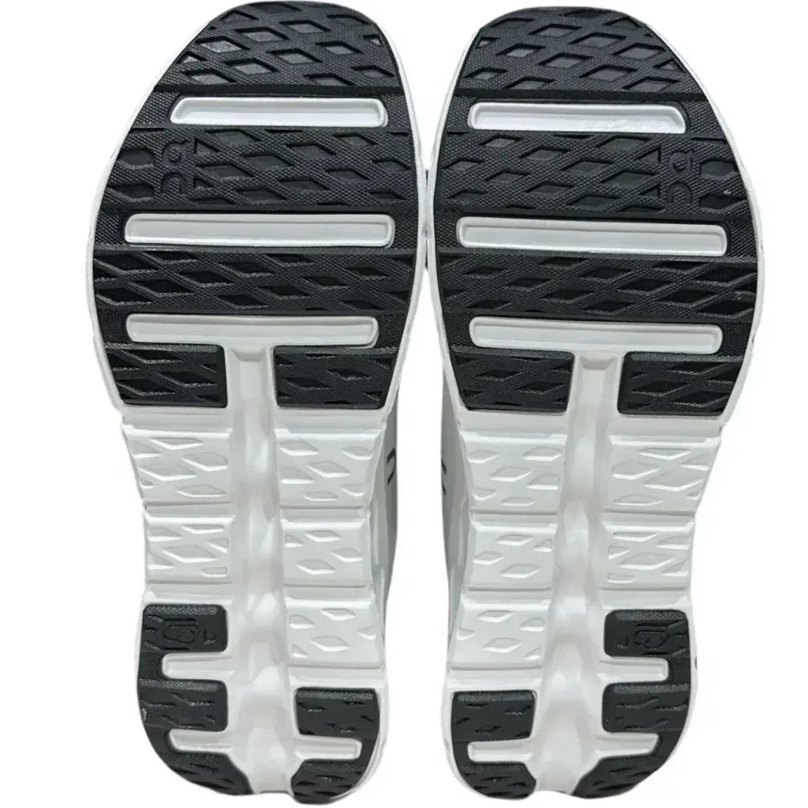 On Women's Cloudtilt Olympic/White