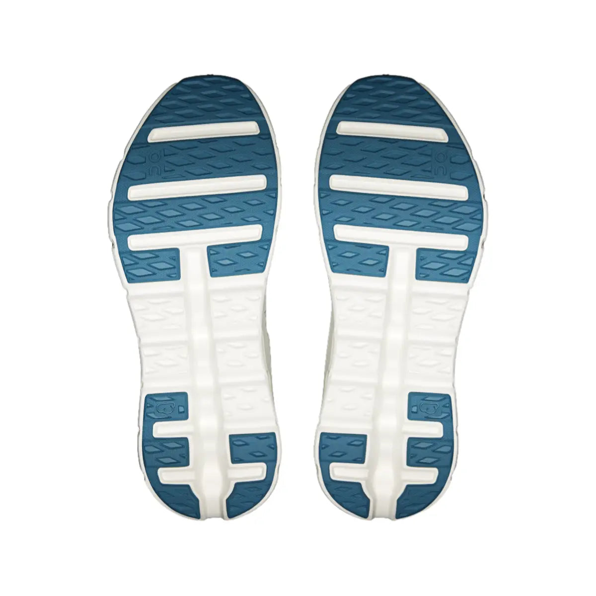 On Women's Cloudtilt   lvory/Tempest