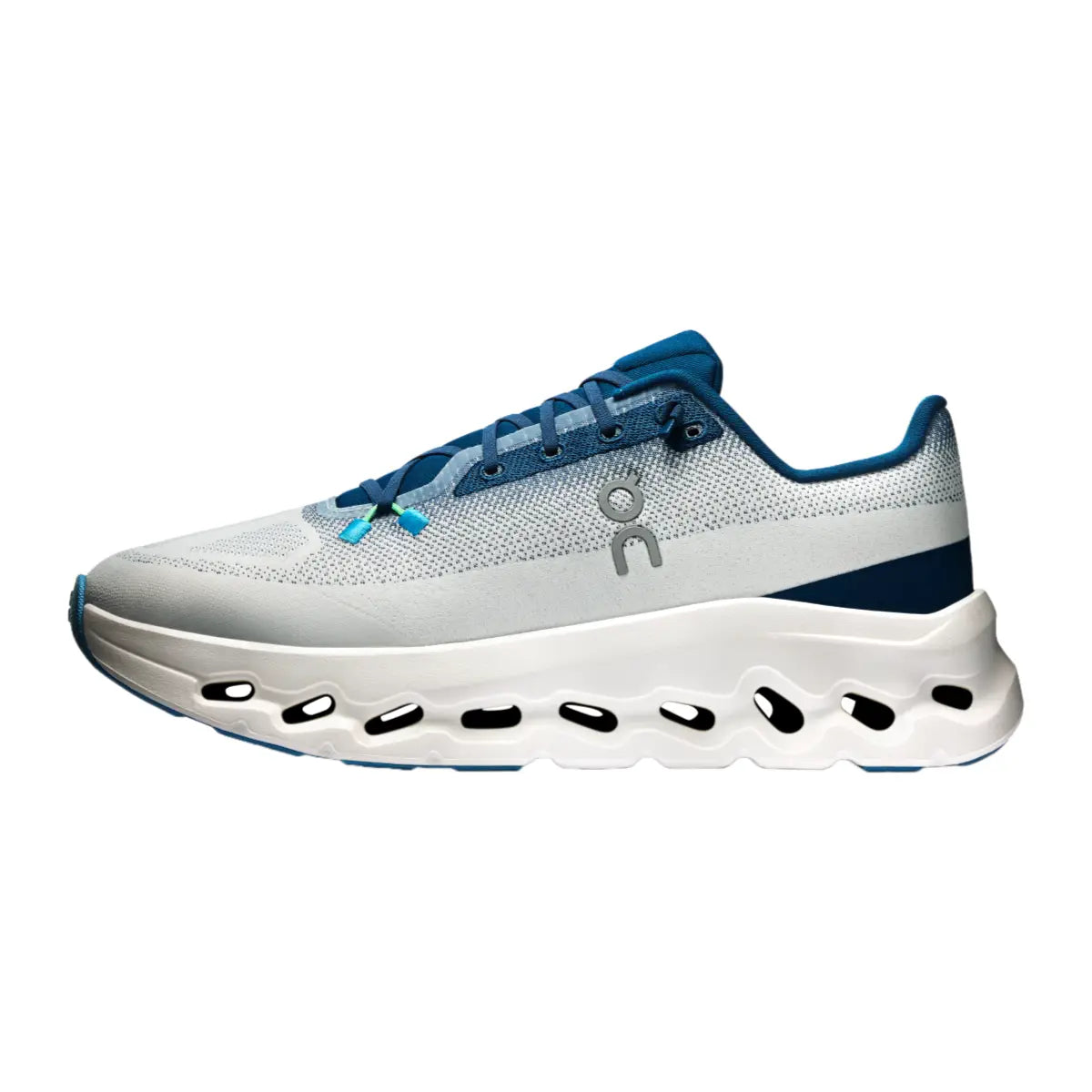 On Women's Cloudtilt   lvory/Tempest