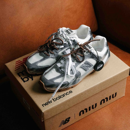 New Balance 530 SL Miu Miu Metallic Silver